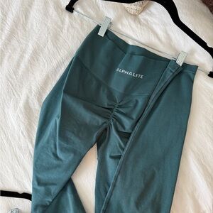 Alphalete Amplify Leggings